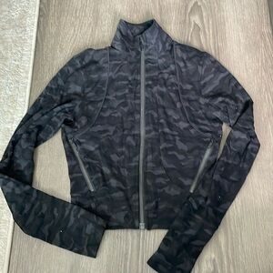 Lululemon cropped define jacket camo - tag taken out but it’s a 4